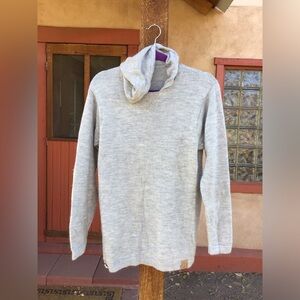 PAKA Hoodie Unisex Small Light Gray SEE MEASUREMENTS!